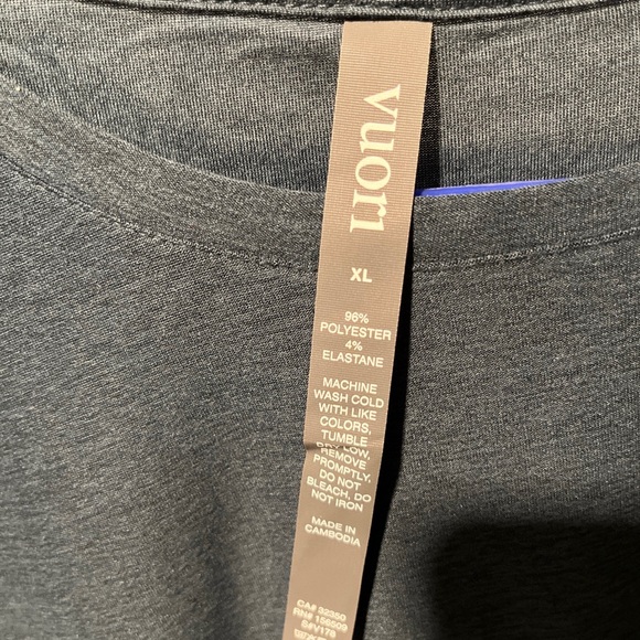 Vuori - Strato Tech Long Sleeve Tee - Navy Heather - Picture 3 of 7